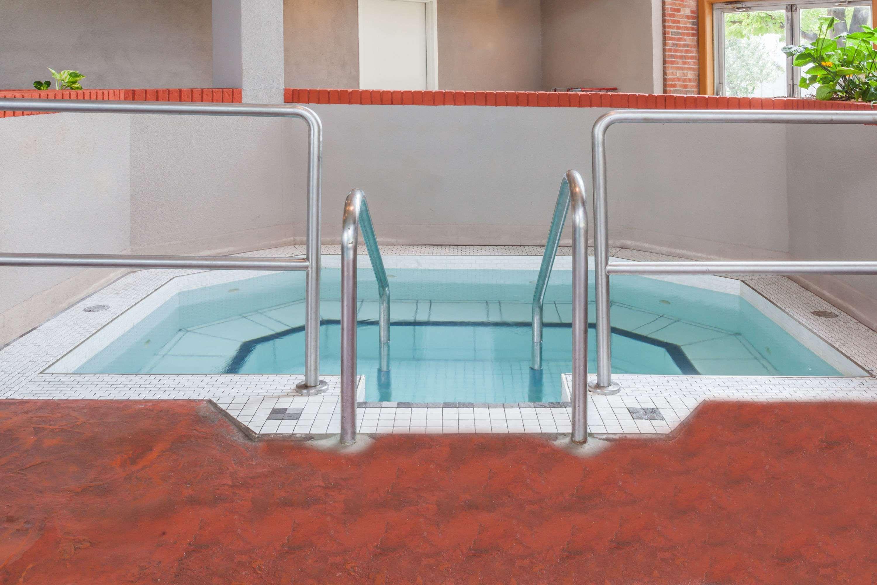 Toronto East Inn Ngoại thất bức ảnh