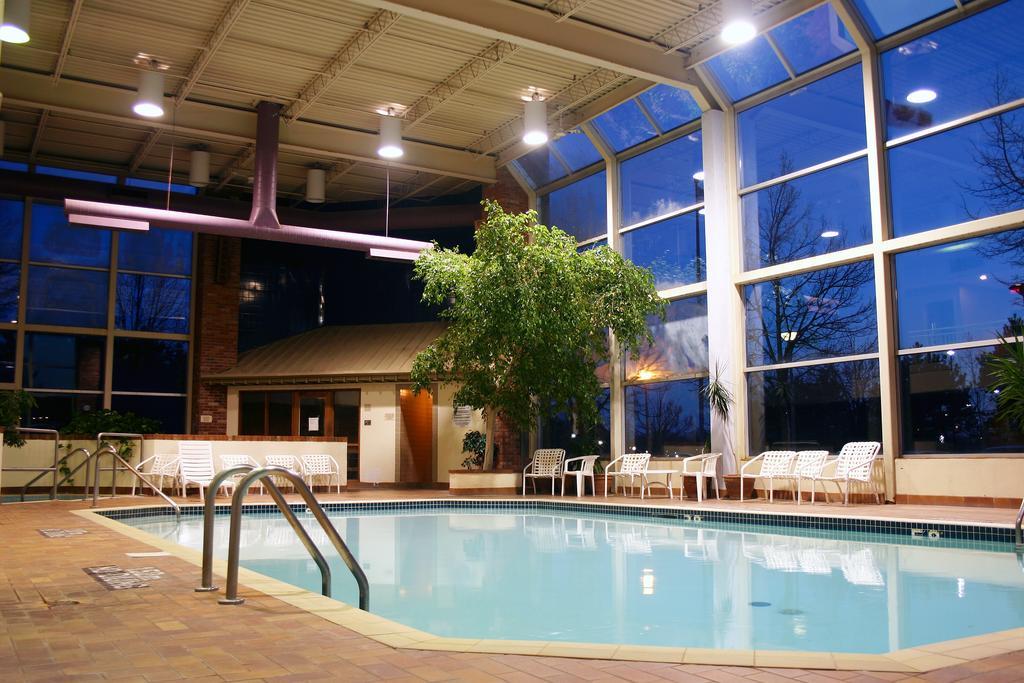 Toronto East Inn Tiện nghi bức ảnh