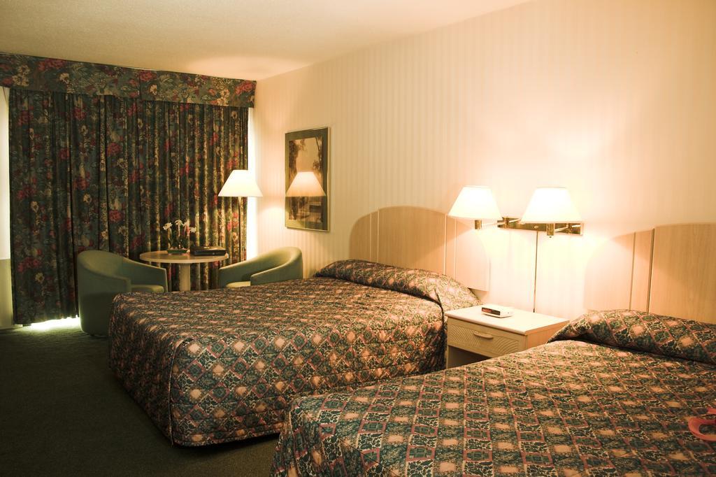 Toronto East Inn Ngoại thất bức ảnh